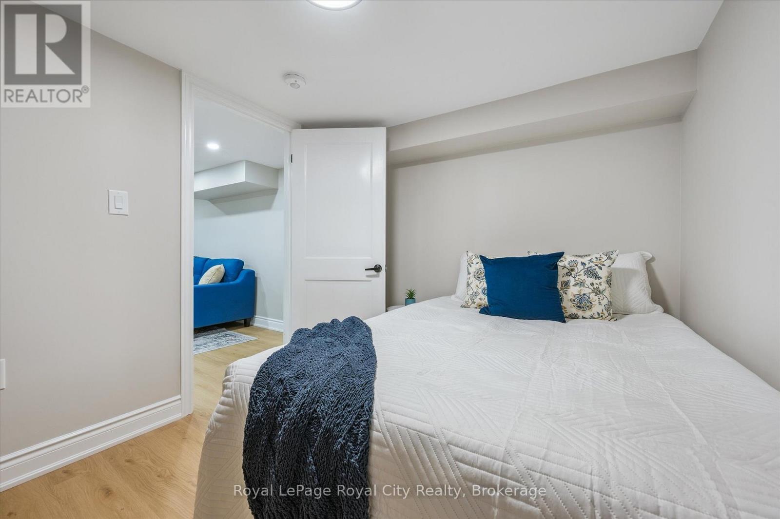 56 Dover Street, Waterloo, Ontario  N2J 1Z1 - Photo 28 - X12274174