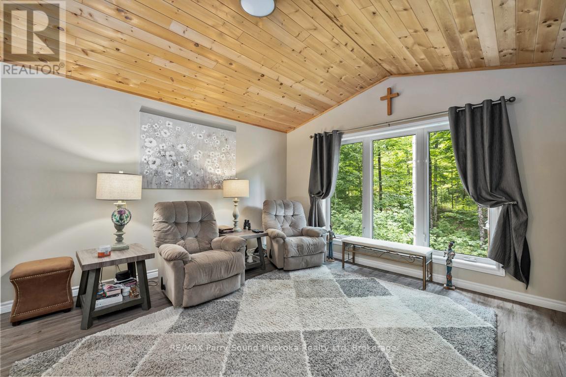 36 Long Lake Estates Road, Mcdougall, Ontario  P2A 2W7 - Photo 13 - X12274223