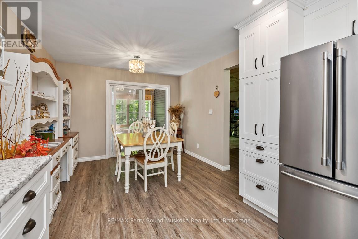 36 Long Lake Estates Road, Mcdougall, Ontario  P2A 2W7 - Photo 19 - X12274223