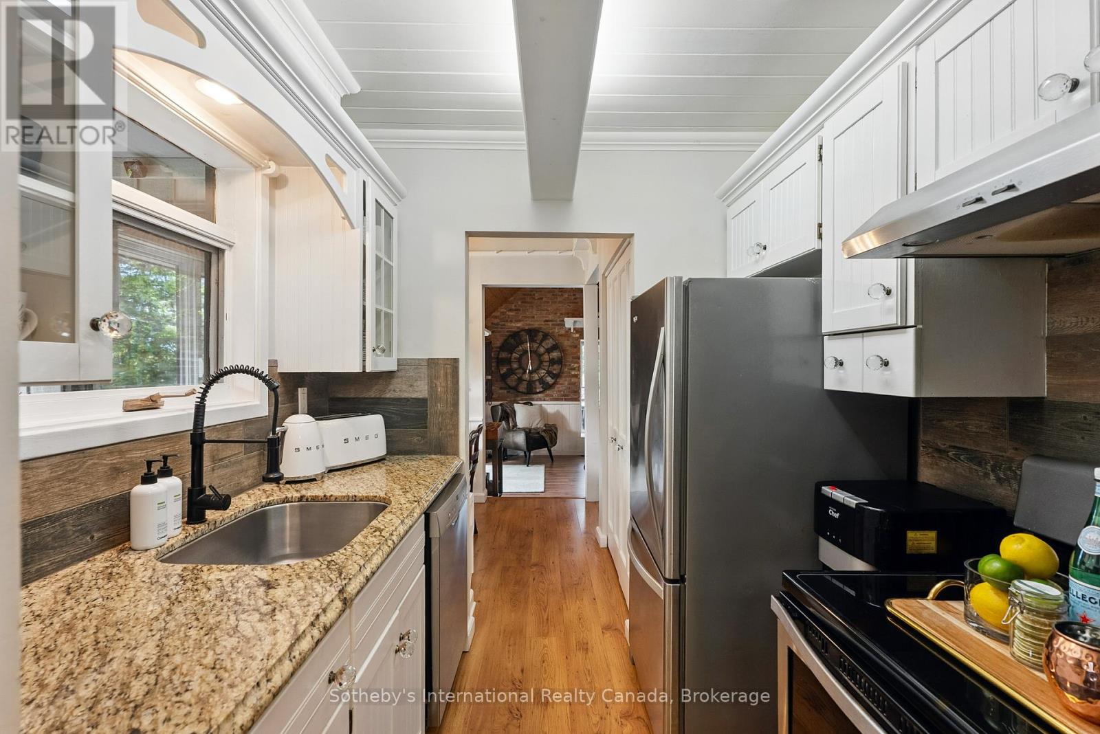 1050 Cobble Rose Lane, Minden Hills, Ontario  K0M 2L1 - Photo 19 - X12274230