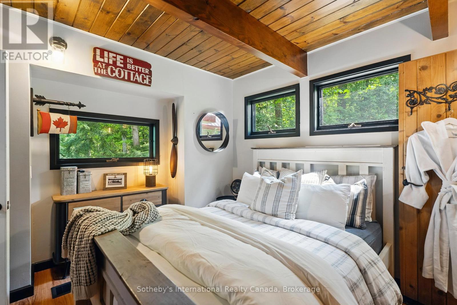 1050 Cobble Rose Lane, Minden Hills, Ontario  K0M 2L1 - Photo 27 - X12274230