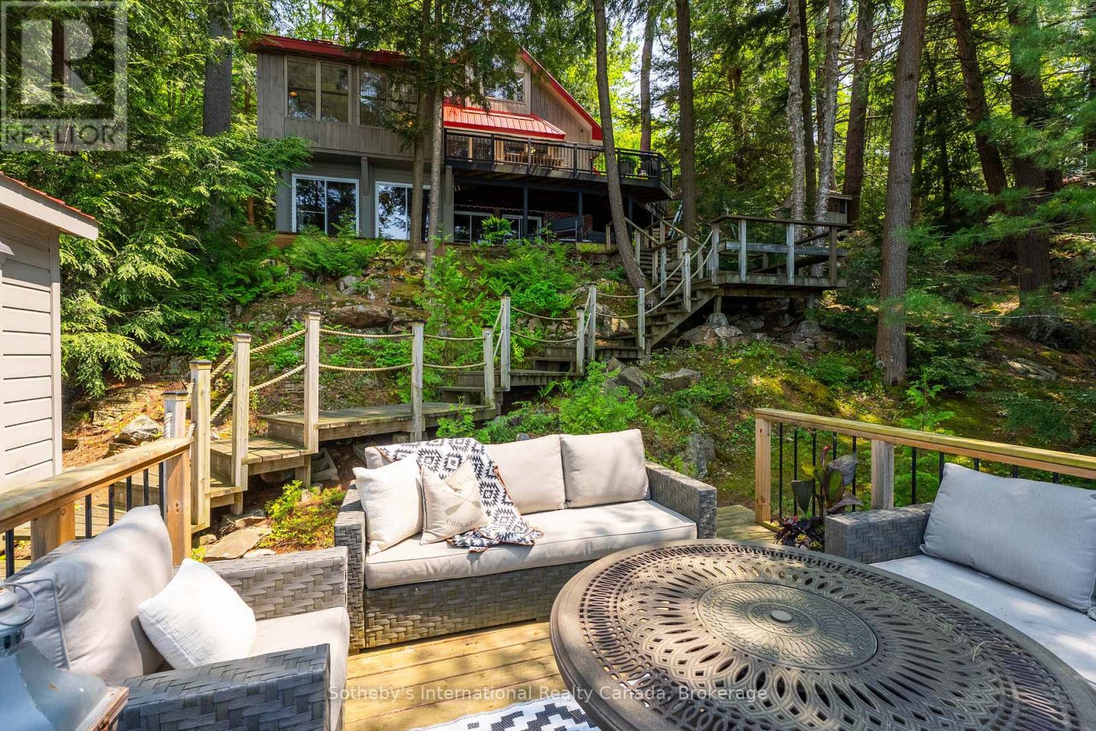 1050 Cobble Rose Lane, Minden Hills, Ontario  K0M 2L1 - Photo 9 - X12274230