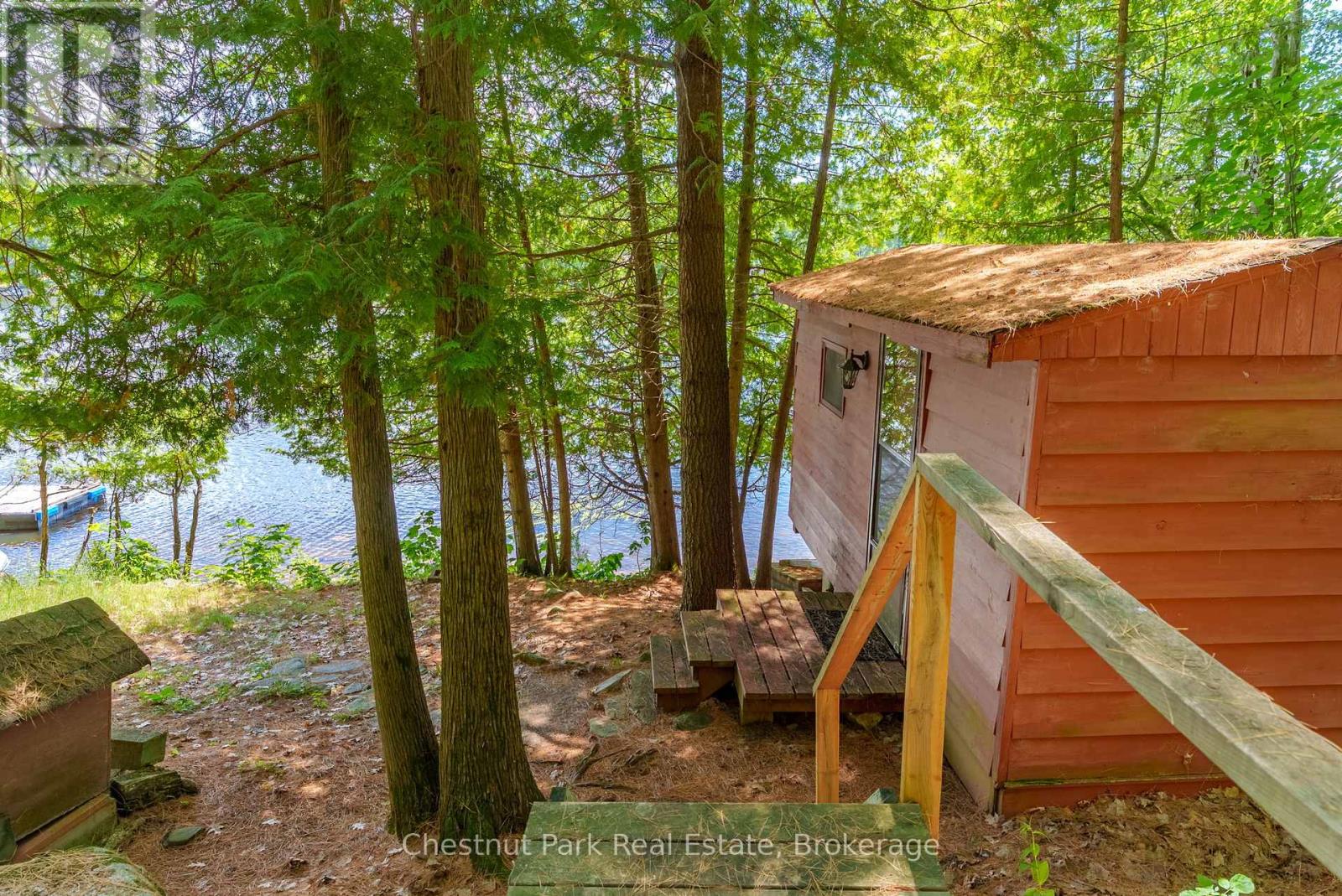 1054 10 Deewood Drive, Muskoka Lakes, Ontario  P0B 1M0 - Photo 26 - X12274261