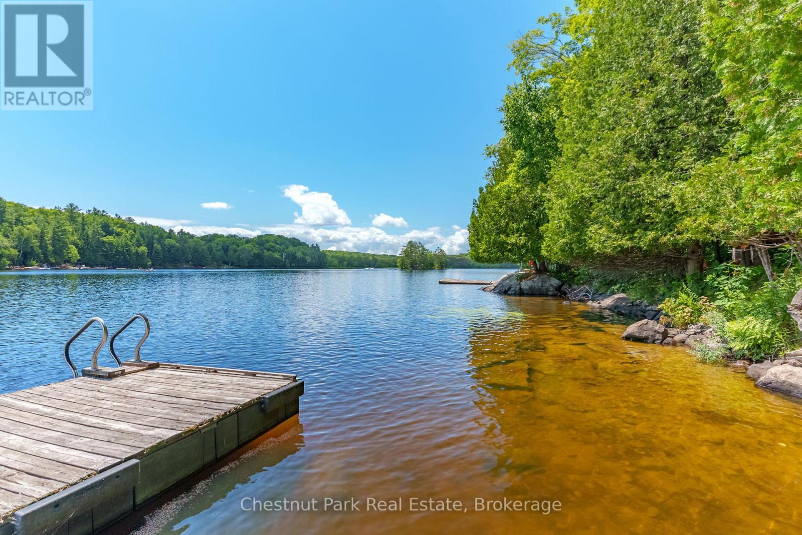 1054 10 Deewood Drive, Muskoka Lakes, Ontario  P0B 1M0 - Photo 30 - X12274261