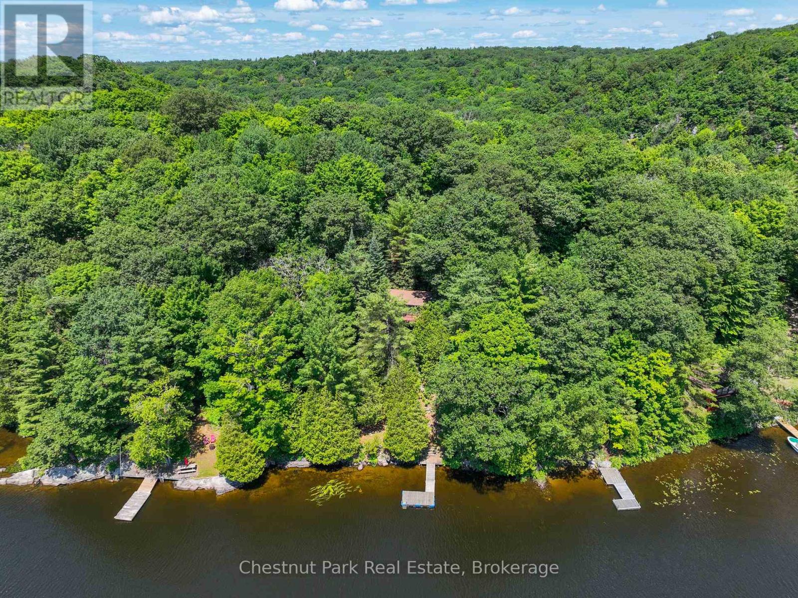 1054 10 Deewood Drive, Muskoka Lakes, Ontario  P0B 1M0 - Photo 45 - X12274261