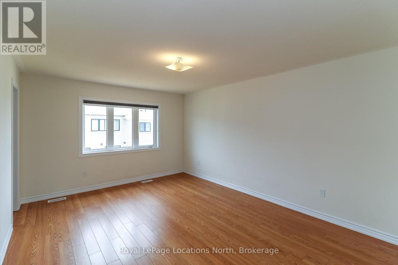6 Durham Avenue, Barrie, Ontario  L9J 0W7 - Photo 19 - S12274344