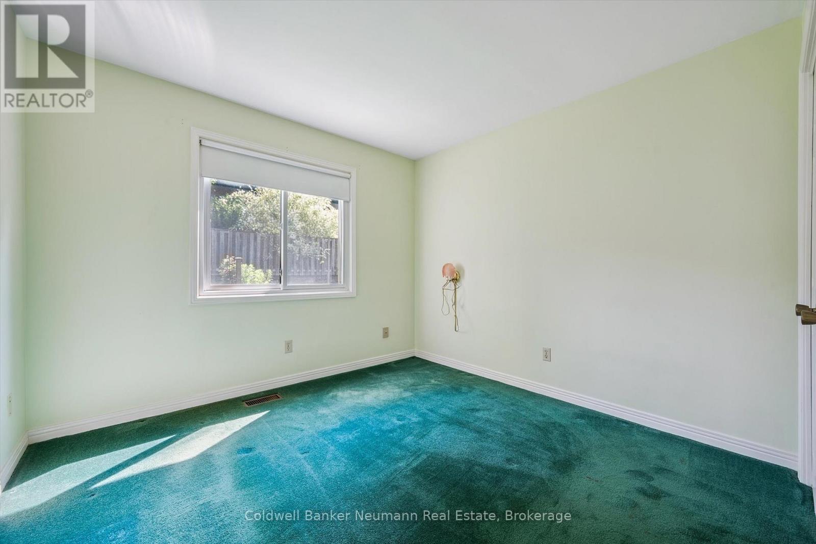 76 Shadybrook Crescent, Guelph, Ontario  N1G 3G6 - Photo 28 - X12274342