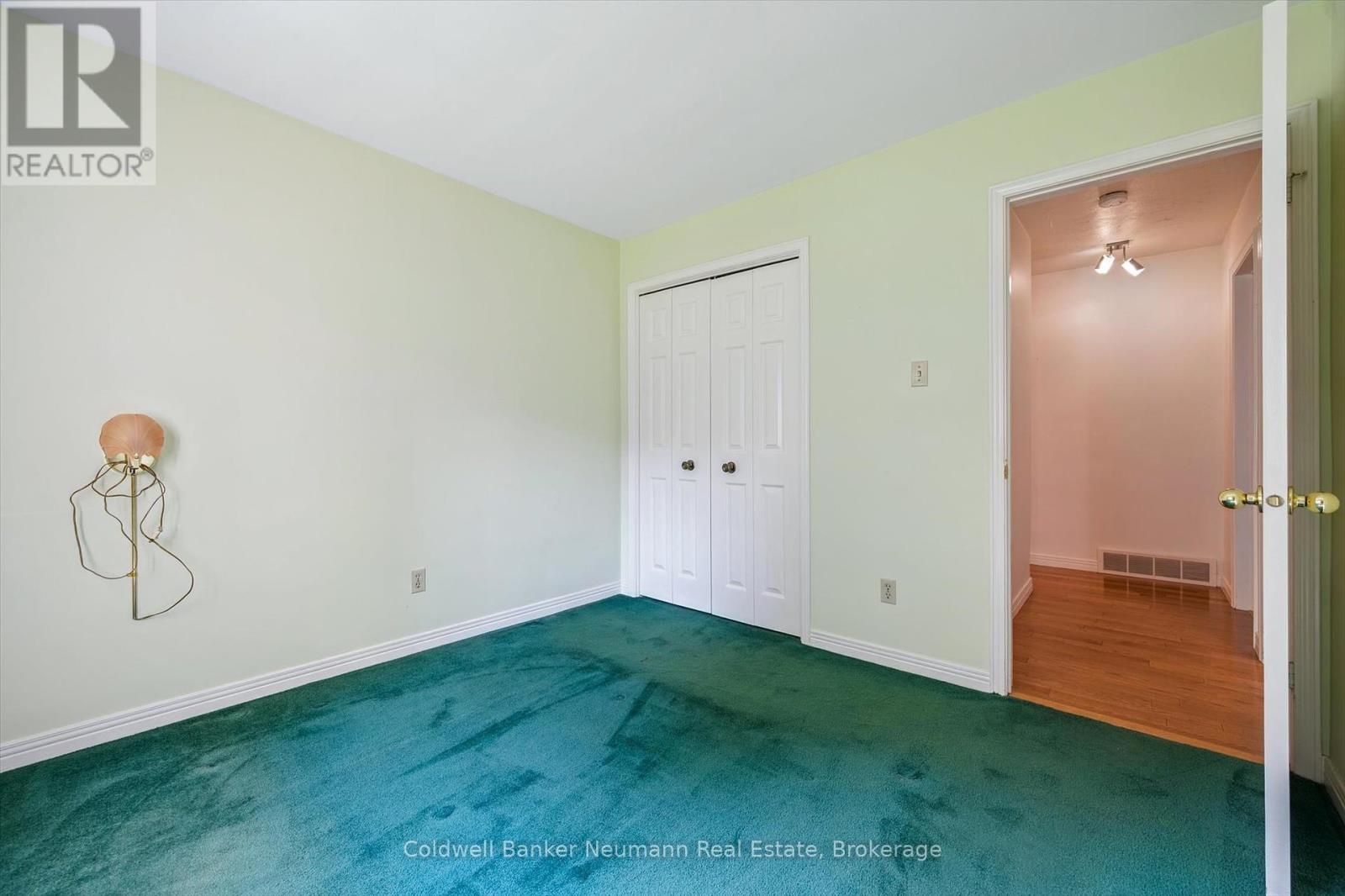 76 Shadybrook Crescent, Guelph, Ontario  N1G 3G6 - Photo 29 - X12274342