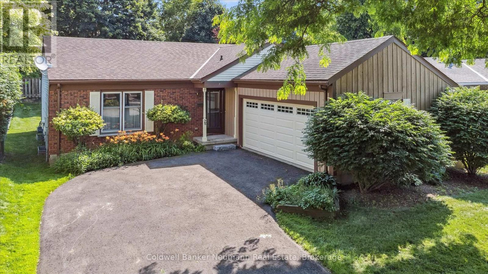 76 Shadybrook Crescent, Guelph, Ontario  N1G 3G6 - Photo 3 - X12274342