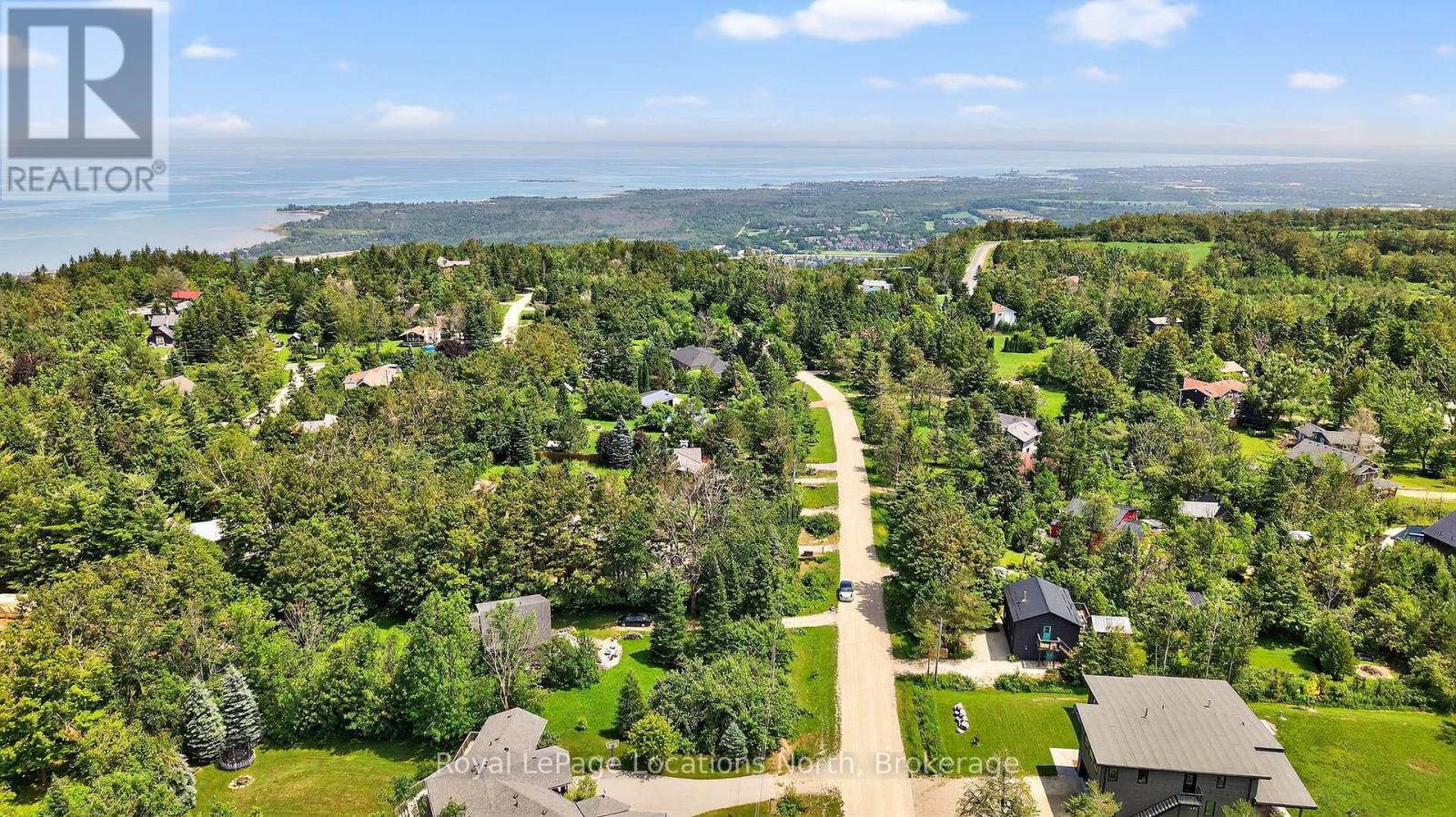 119 Tyrol Avenue, Blue Mountains, Ontario  N0H 2E0 - Photo 48 - X12274381