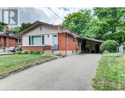 21 RUSKVIEW Road, Kitchener, Ontario