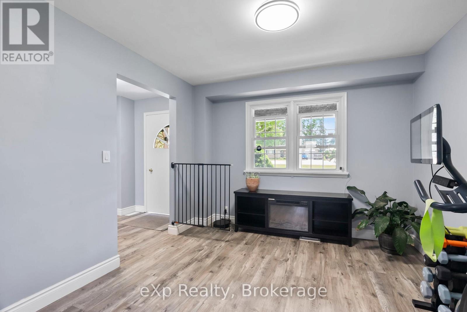 450 Smith Street, Wellington North, Ontario  N0G 1A0 - Photo 22 - X12275106