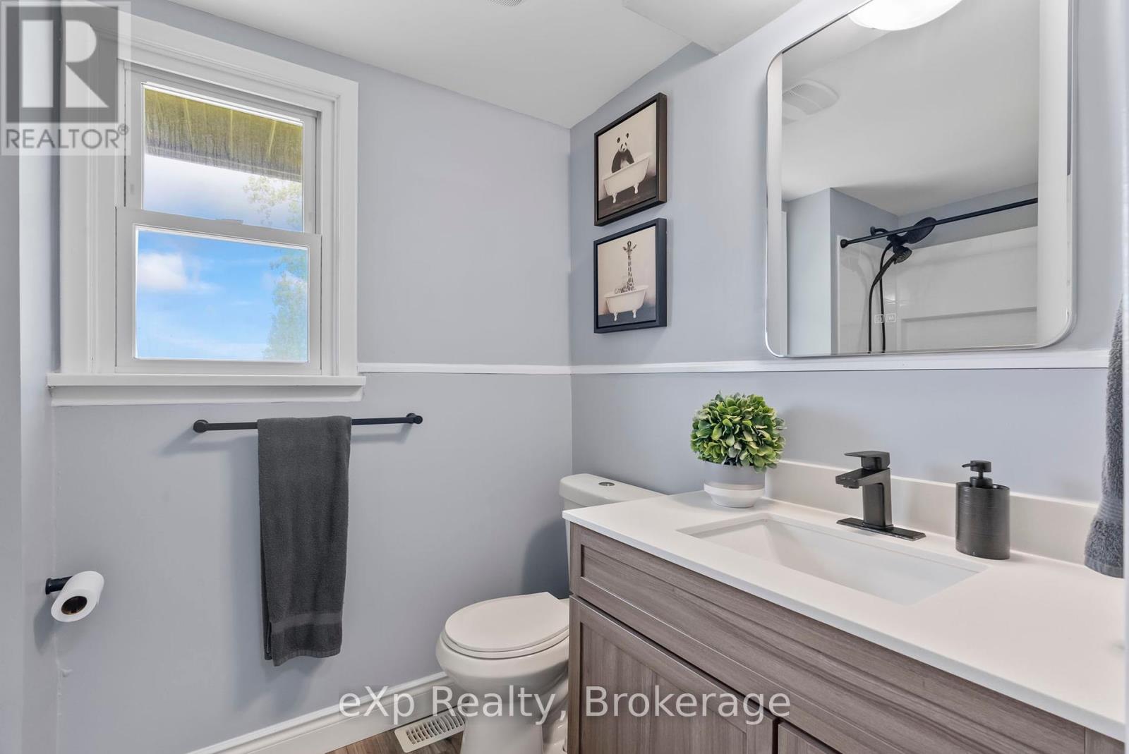 450 Smith Street, Wellington North, Ontario  N0G 1A0 - Photo 27 - X12275106
