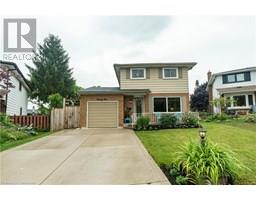 25 FOREST GLEN Court, Kitchener, Ontario
