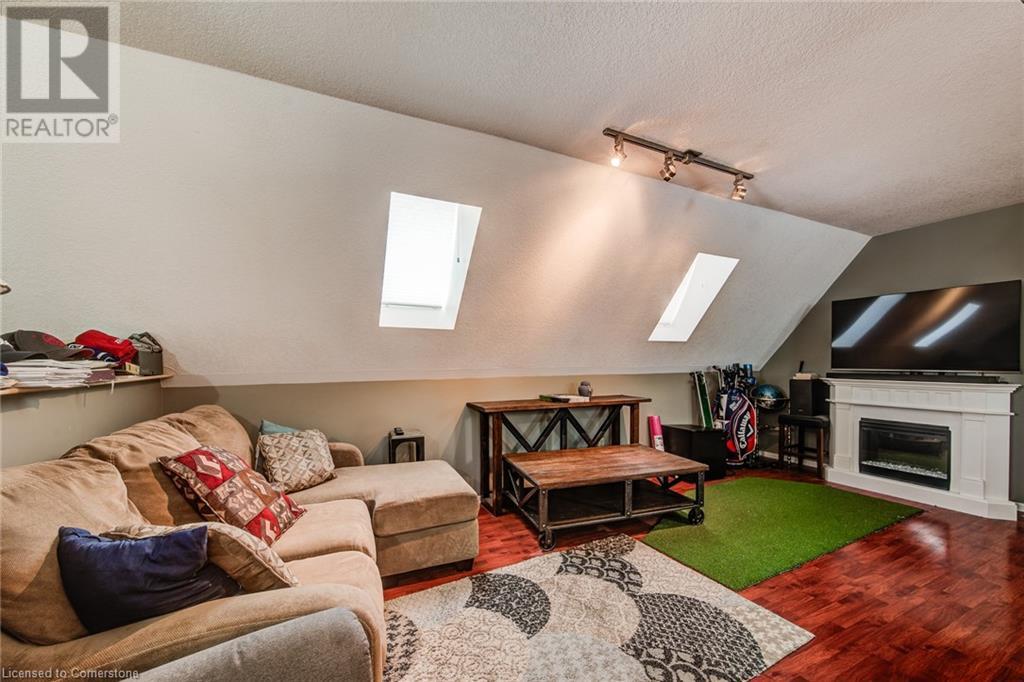 1023 Maple Leaf Street, Wellesley, Ontario  N0B 2T0 - Photo 28 - 40749590