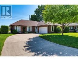 5 WINDHAM Court, Listowel, Ontario