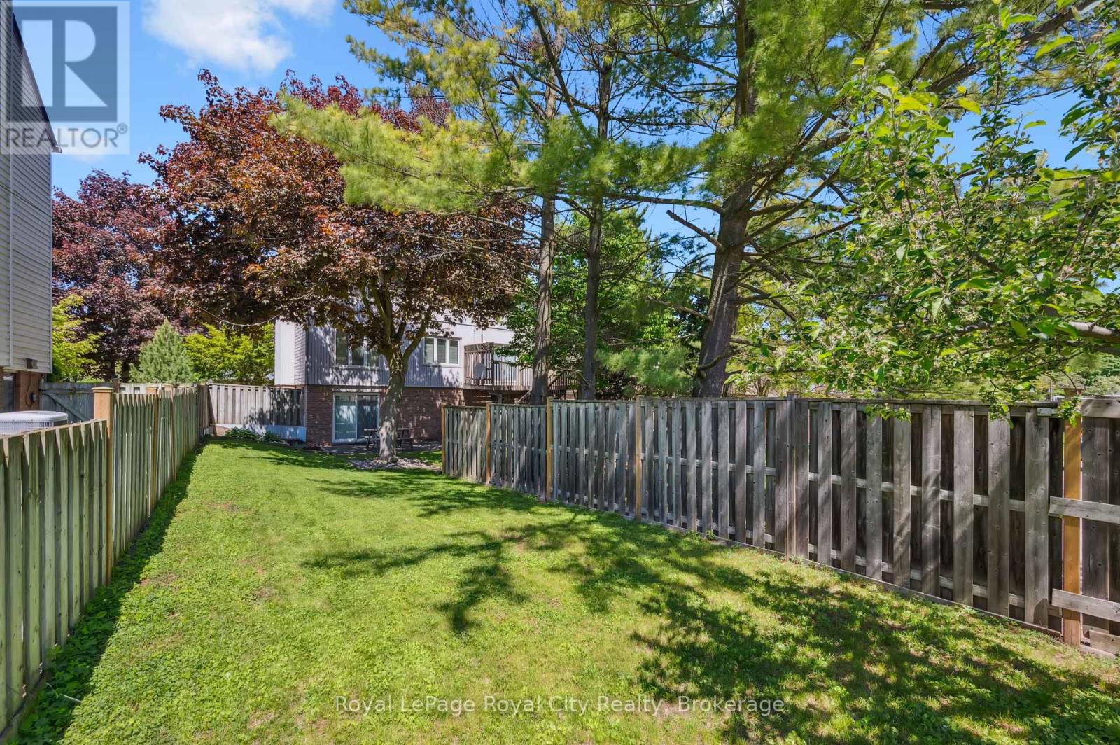 27 Shuh Avenue, Kitchener, Ontario  N2A 2Y1 - Photo 39 - X12275604