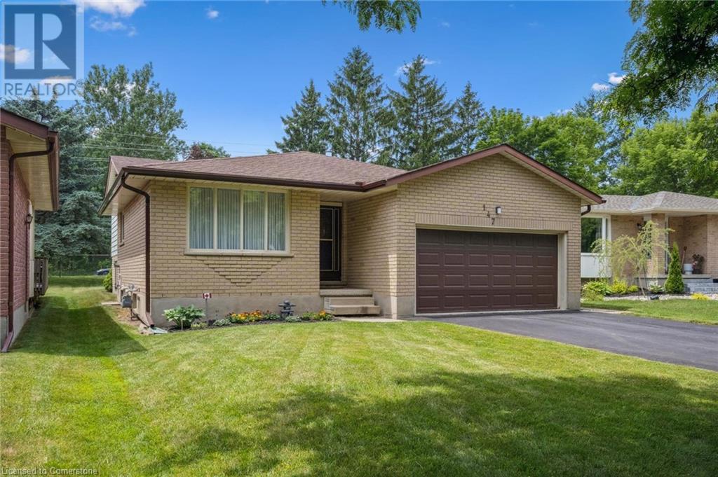 147 Sunpoint Crescent, Waterloo, Ontario  N2V 1T9 - Photo 3 - 40749815