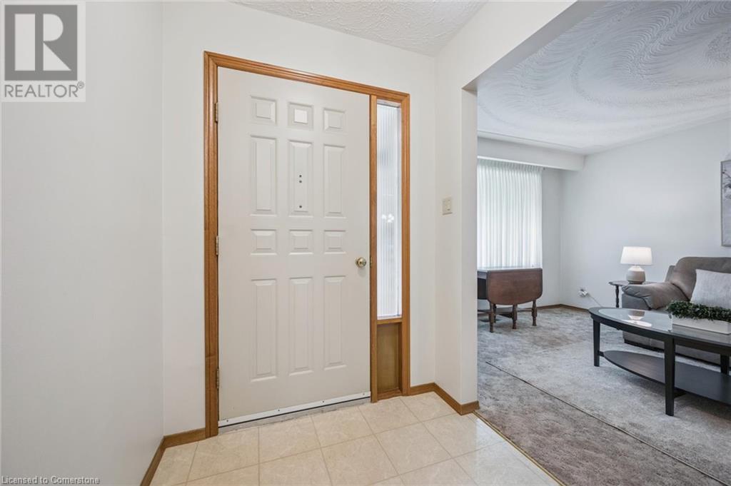 147 Sunpoint Crescent, Waterloo, Ontario  N2V 1T9 - Photo 5 - 40749815