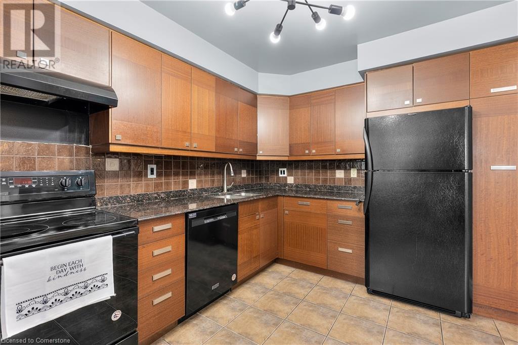 7161 Ailanthus Avenue, Niagara Falls, Ontario  L2G 3W5 - Photo 10 - 40749986