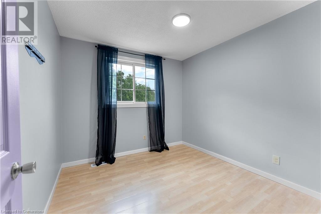 7161 Ailanthus Avenue, Niagara Falls, Ontario  L2G 3W5 - Photo 20 - 40749986