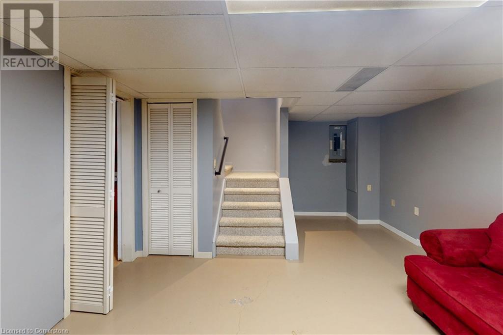 7161 Ailanthus Avenue, Niagara Falls, Ontario  L2G 3W5 - Photo 24 - 40749986