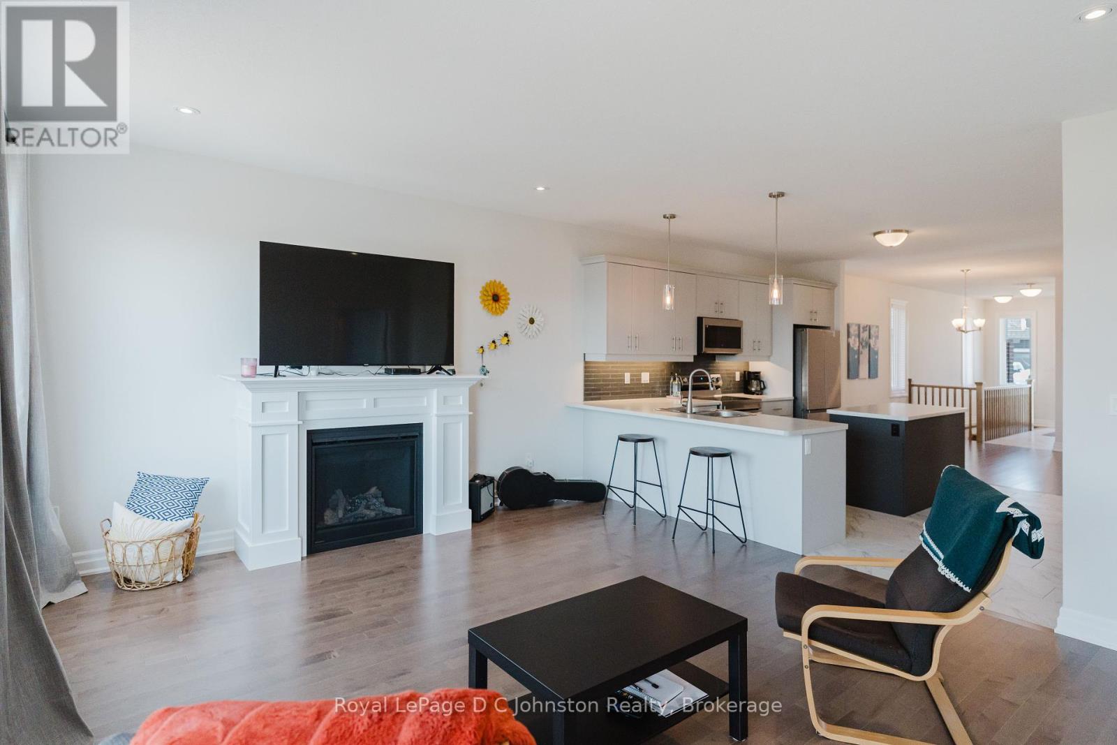 #1 & #2 - 400 Mary Rose Avenue, Saugeen Shores, Ontario  N0H 2C3 - Photo 13 - X12276290