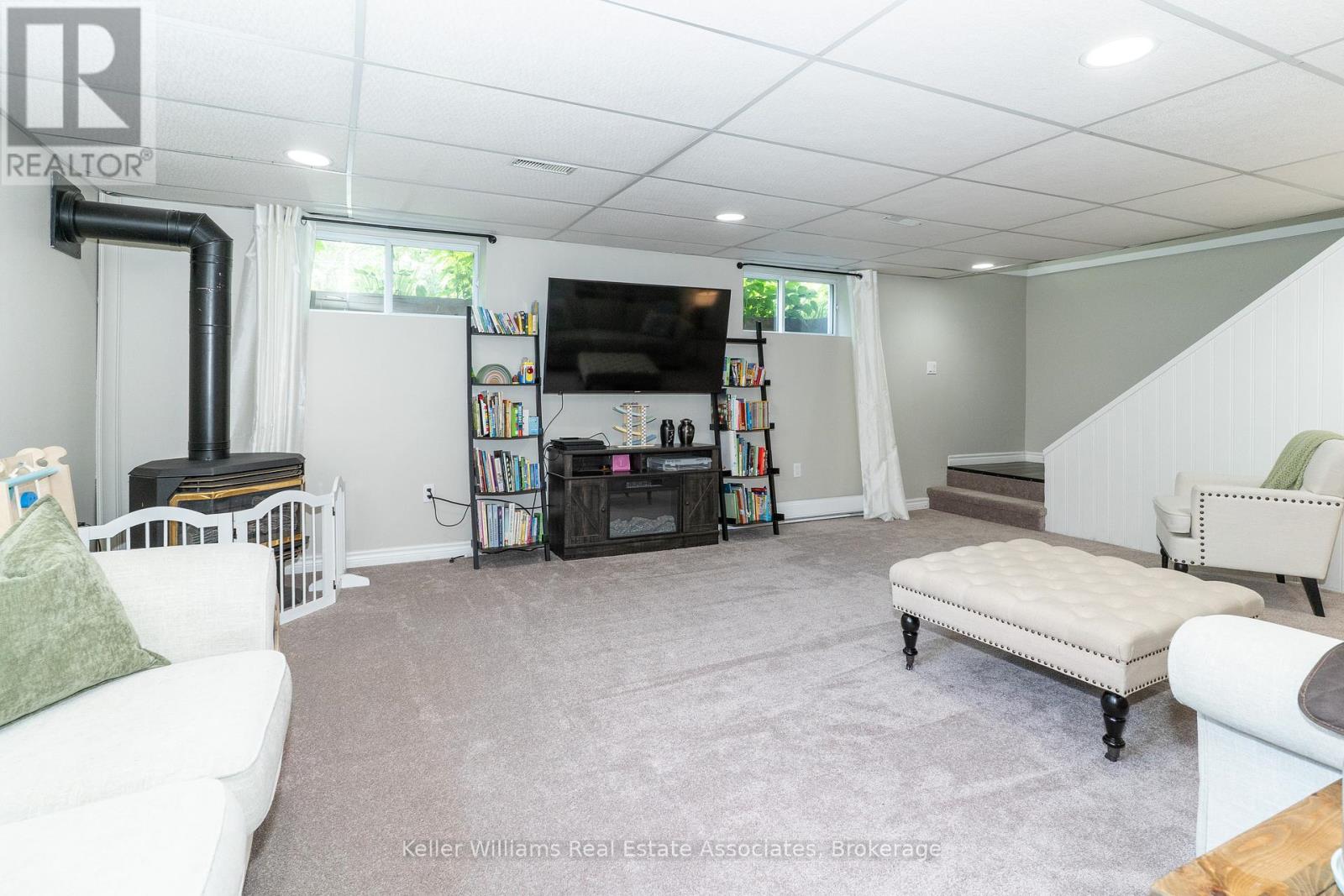 220 Alexander Street, Gravenhurst, Ontario  P1P 1A6 - Photo 25 - X12276481