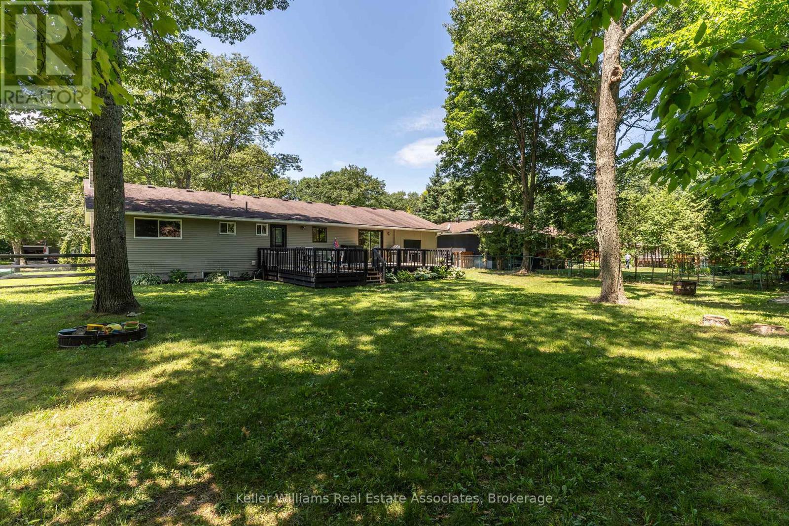 220 Alexander Street, Gravenhurst, Ontario  P1P 1A6 - Photo 40 - X12276481