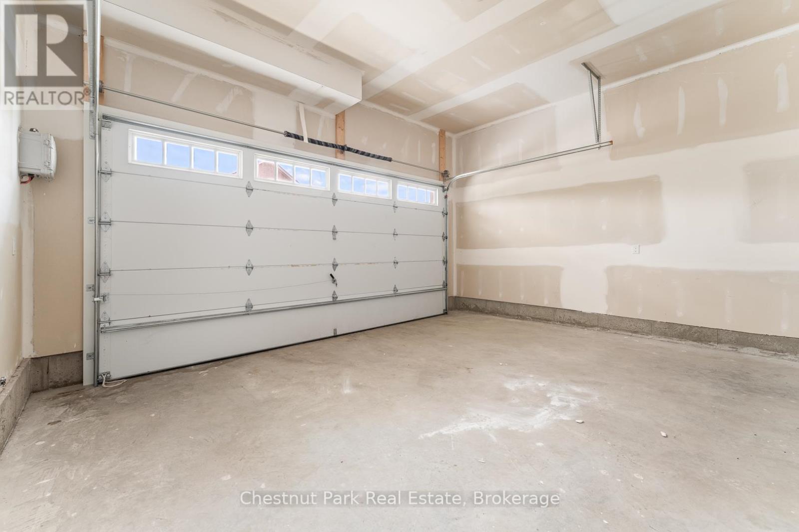 6 Turnberry Court, Bracebridge, Ontario  P1L 0N5 - Photo 18 - X12276568