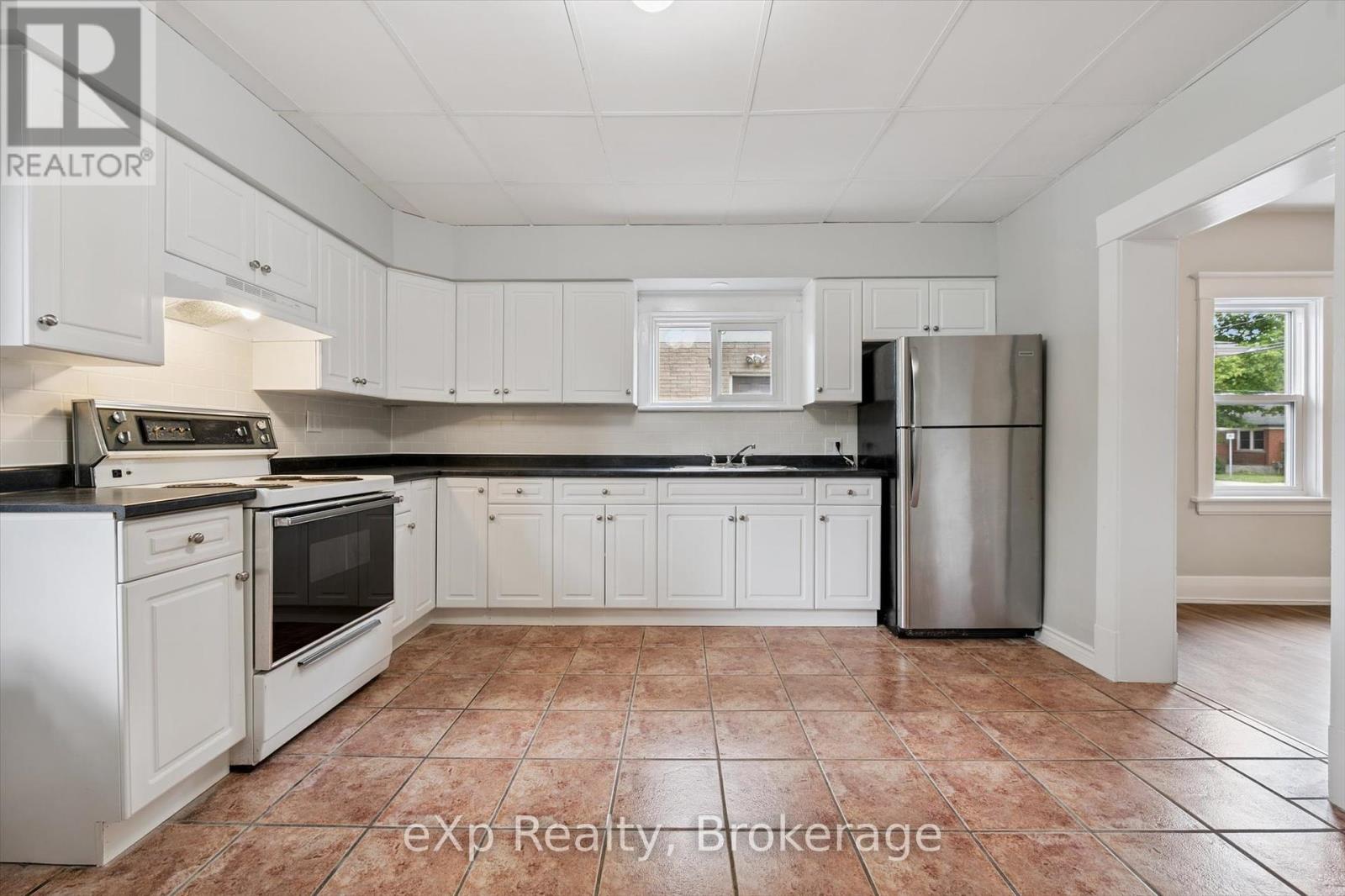 120 Johnston Street, Guelph, Ontario  N1E 5T8 - Photo 13 - X12276627