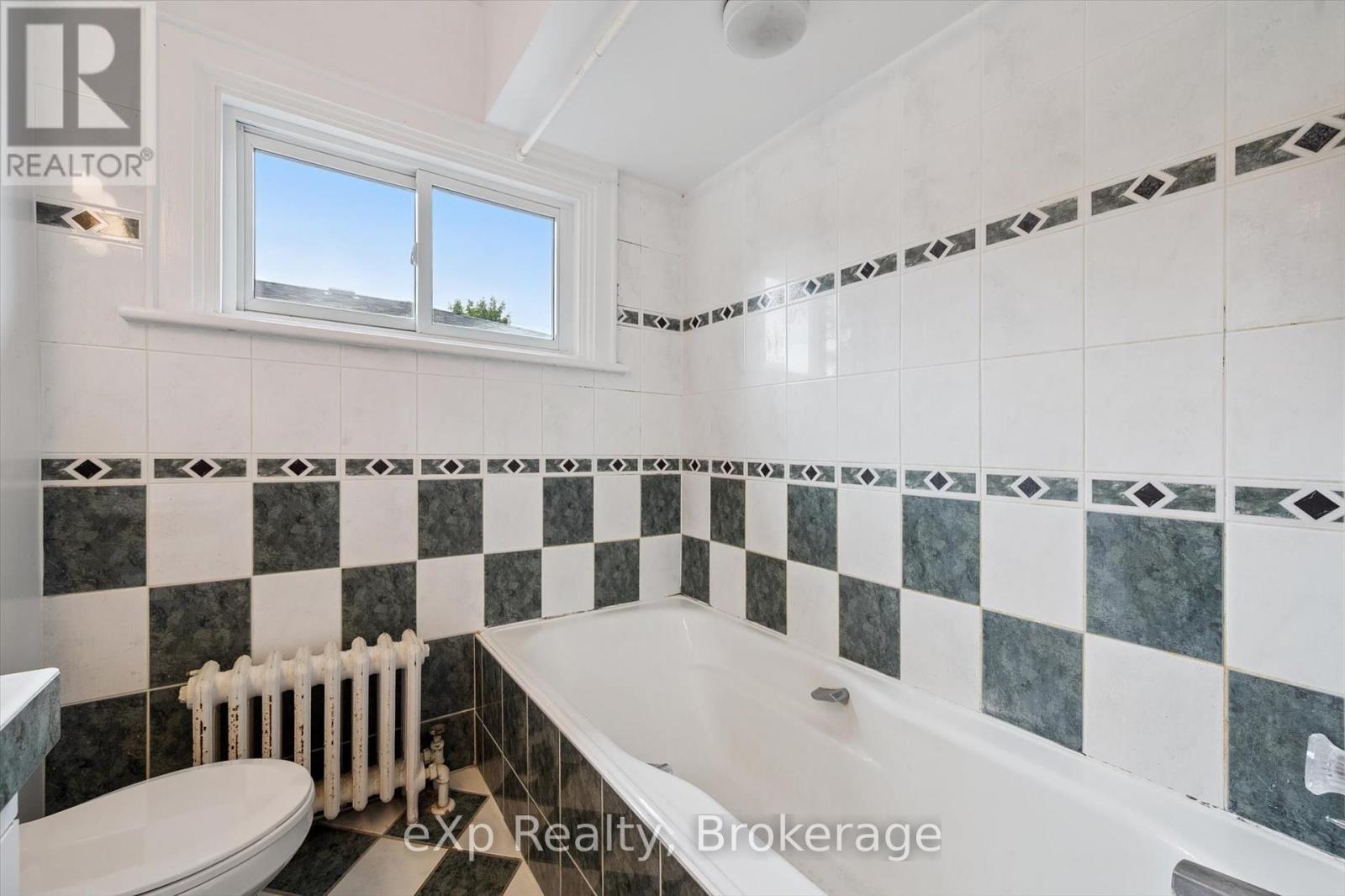 120 Johnston Street, Guelph, Ontario  N1E 5T8 - Photo 28 - X12276627