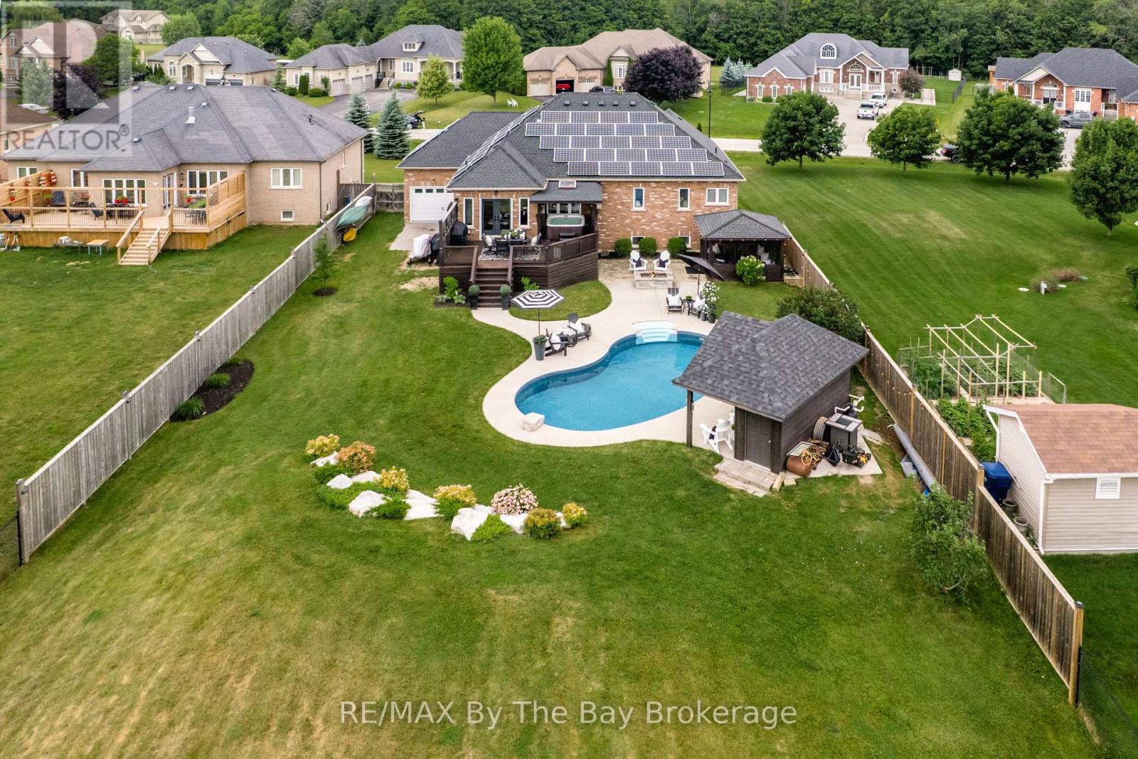 11 Basswood Drive, Wasaga Beach, Ontario  L9Z 0A9 - Photo 49 - S12277050