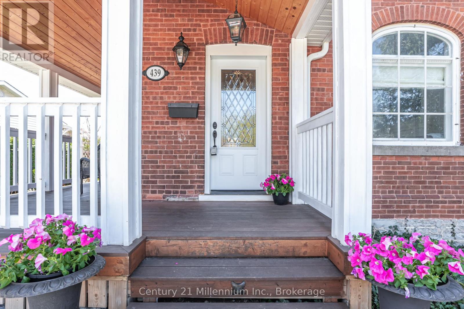 439 Birch Street, Collingwood, Ontario  L9Y 2W4 - Photo 3 - S12277305