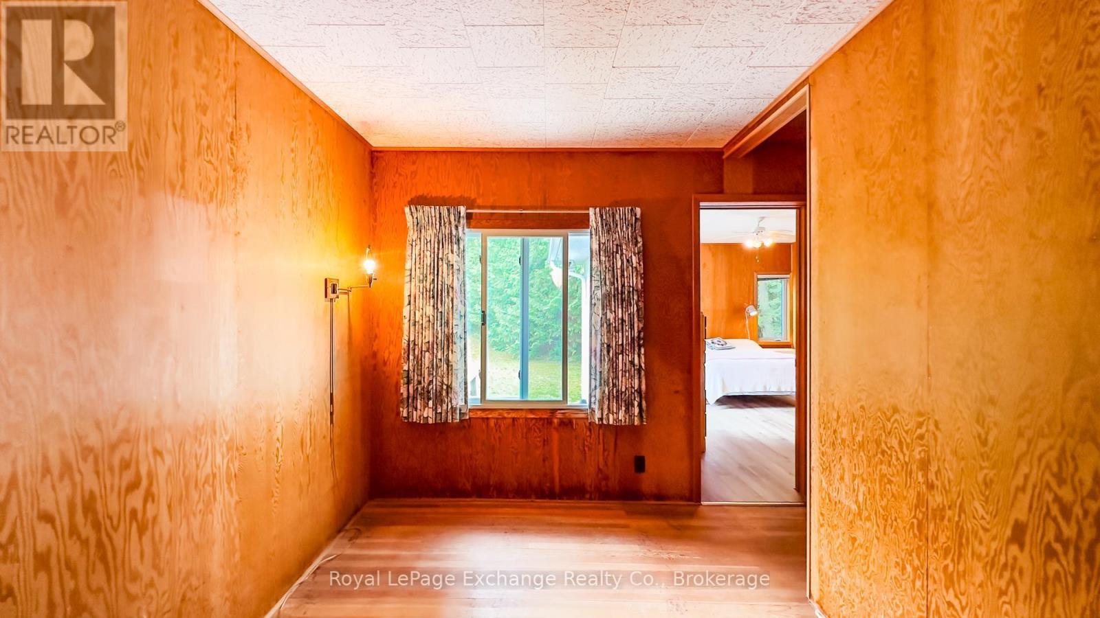 40 Vozka Drive S, Huron-Kinloss, Ontario  N2Z 0B3 - Photo 32 - X12277263