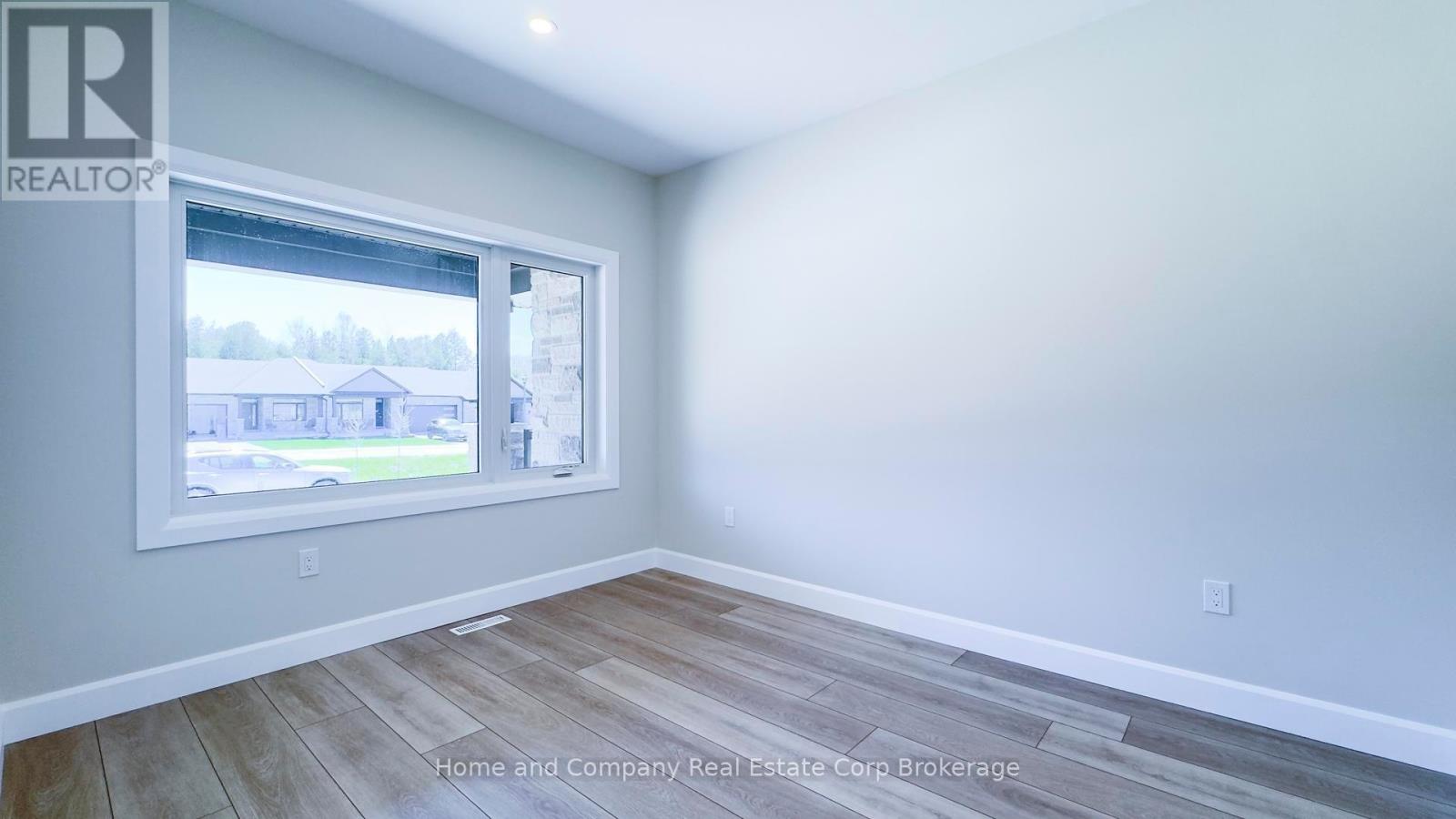 56 Deer Ridge Lane, Bluewater, Ontario  N0M 1G0 - Photo 7 - X12277421