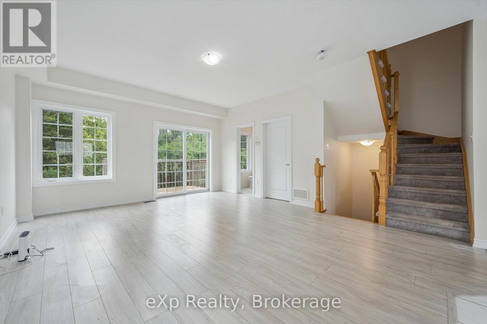 50 - 88 Decorso Drive, Guelph, Ontario  N1L 0A1 - Photo 11 - X12277917