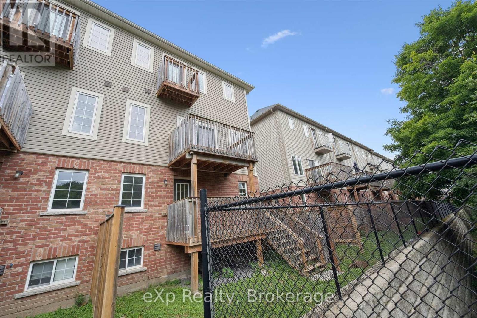 50 - 88 Decorso Drive, Guelph, Ontario  N1L 0A1 - Photo 39 - X12277917