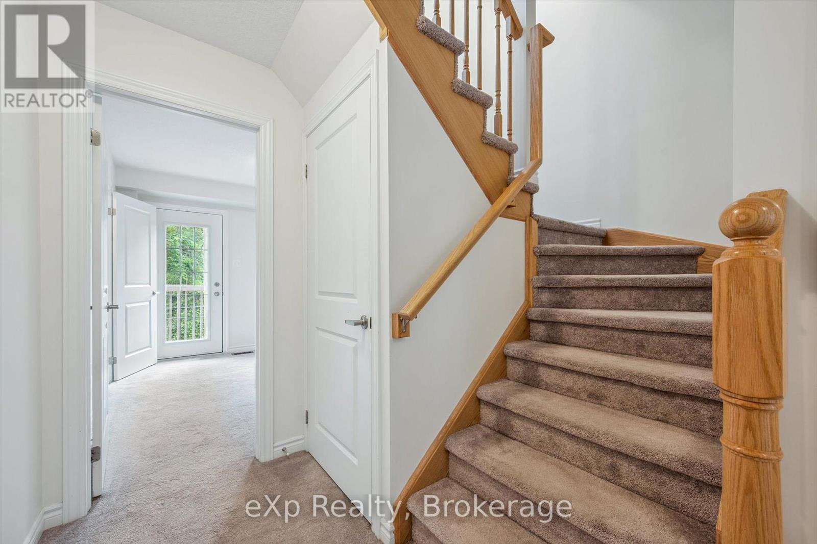 50 - 88 Decorso Drive, Guelph, Ontario  N1L 0A1 - Photo 7 - X12277917