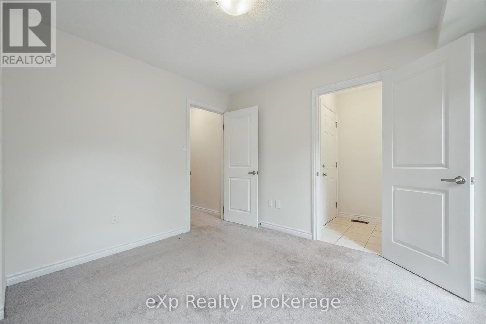 50 - 88 Decorso Drive, Guelph, Ontario  N1L 0A1 - Photo 9 - X12277917