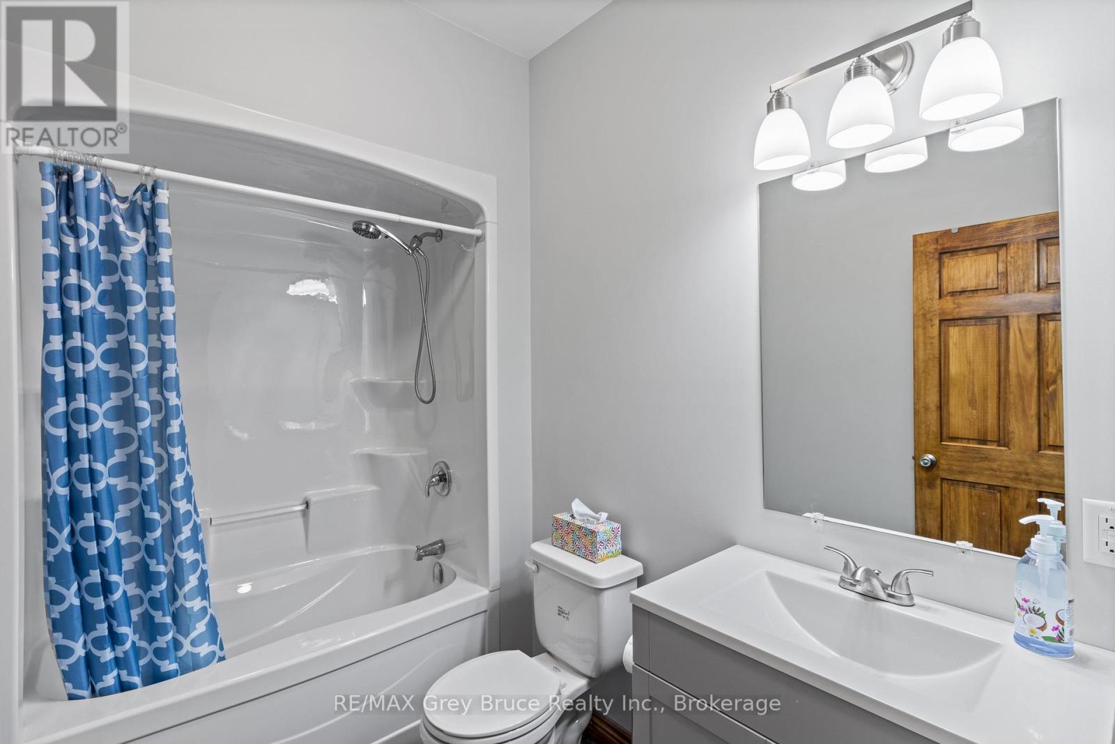 1379 West Road, Northern Bruce Peninsula, Ontario  N0H 1W0 - Photo 29 - X12278114
