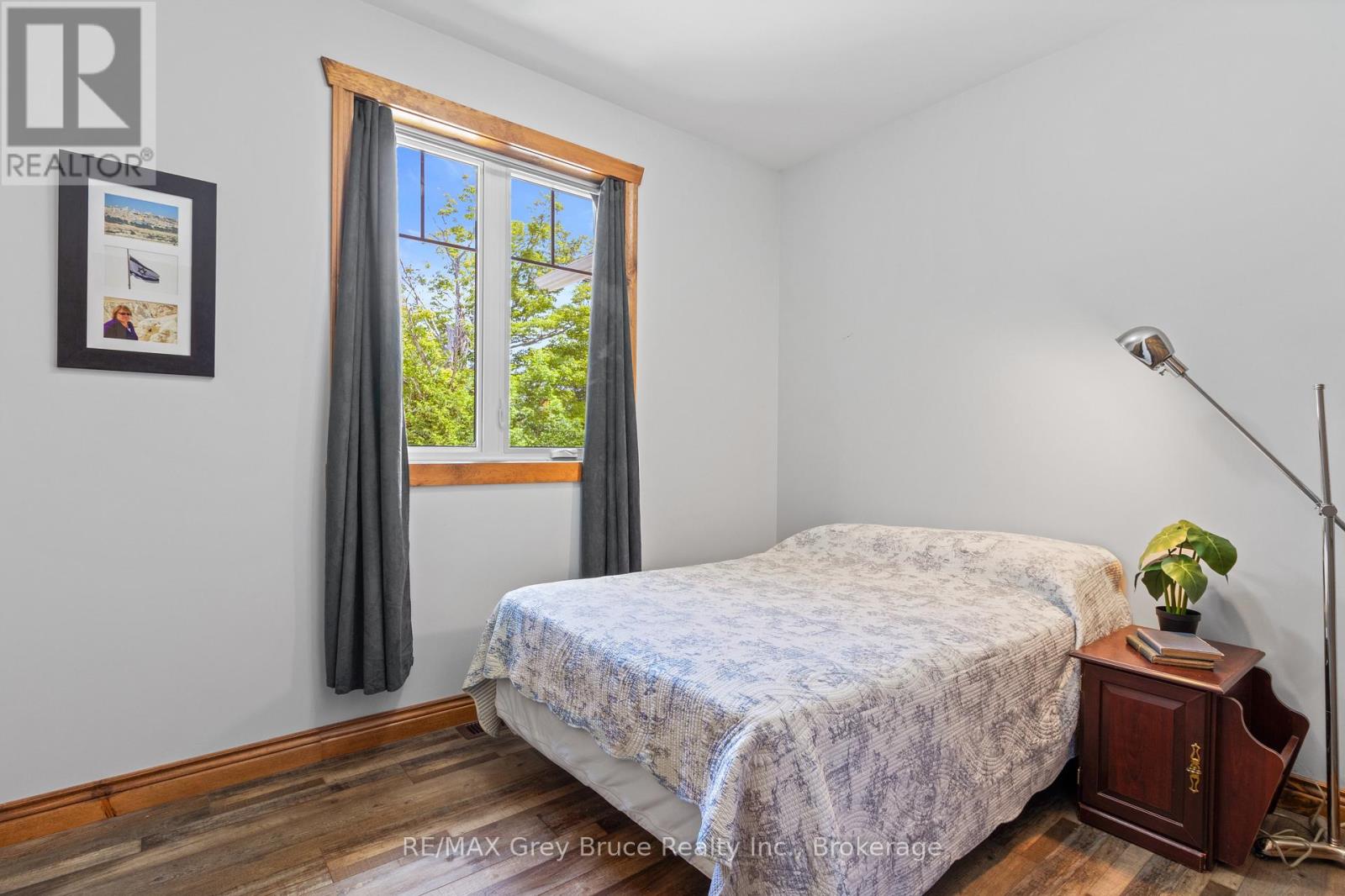 1379 West Road, Northern Bruce Peninsula, Ontario  N0H 1W0 - Photo 32 - X12278114
