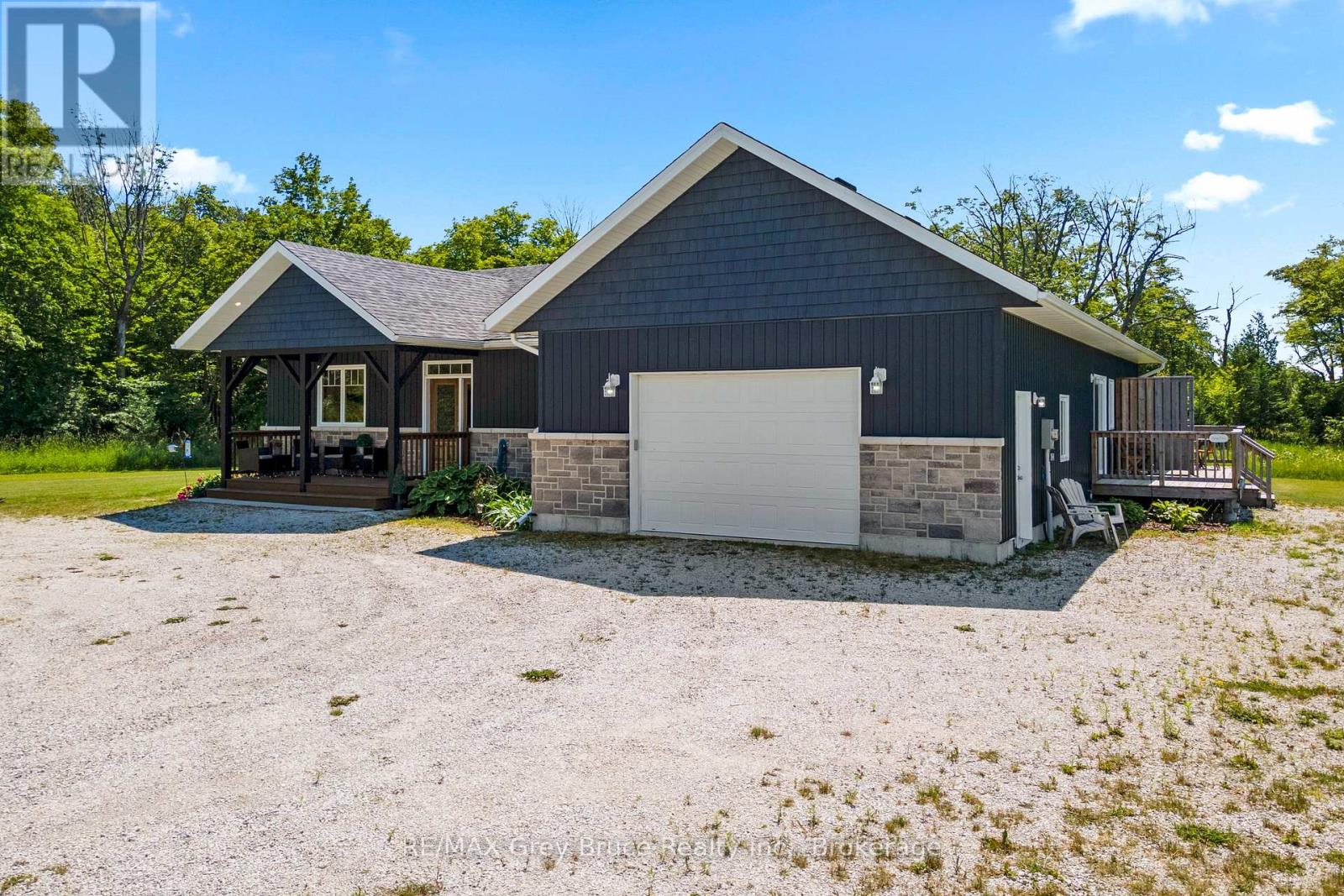 1379 West Road, Northern Bruce Peninsula, Ontario  N0H 1W0 - Photo 35 - X12278114