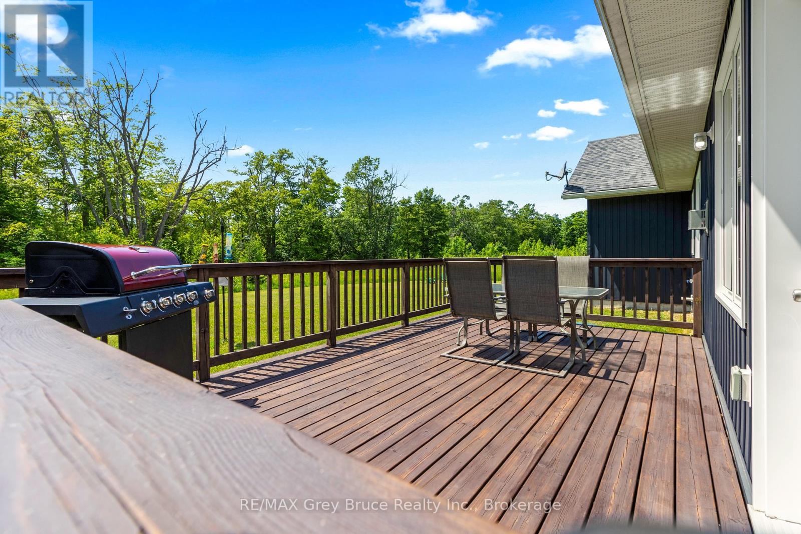 1379 West Road, Northern Bruce Peninsula, Ontario  N0H 1W0 - Photo 40 - X12278114