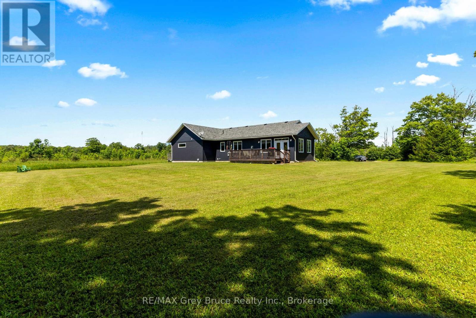 1379 West Road, Northern Bruce Peninsula, Ontario  N0H 1W0 - Photo 44 - X12278114