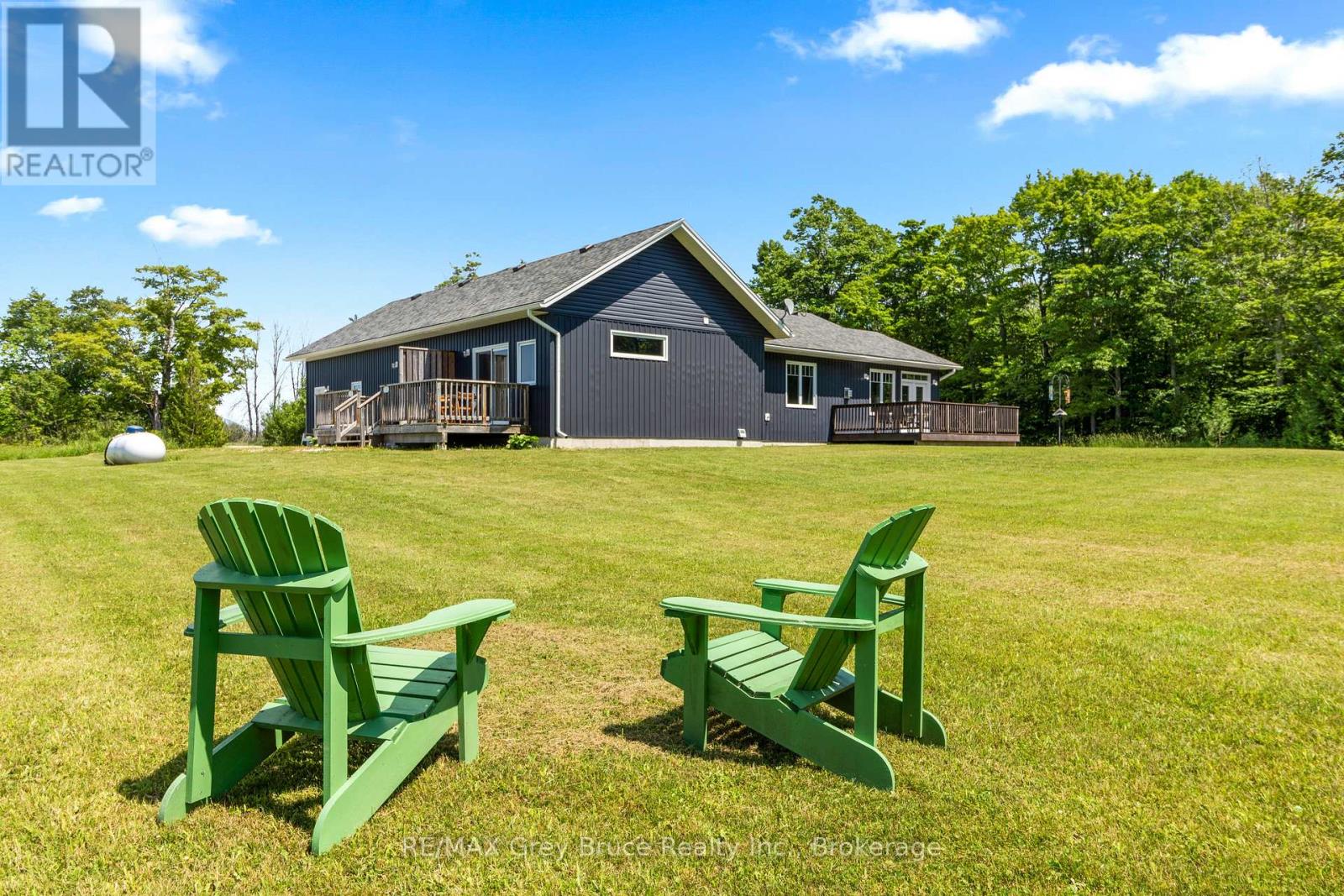 1379 West Road, Northern Bruce Peninsula, Ontario  N0H 1W0 - Photo 46 - X12278114
