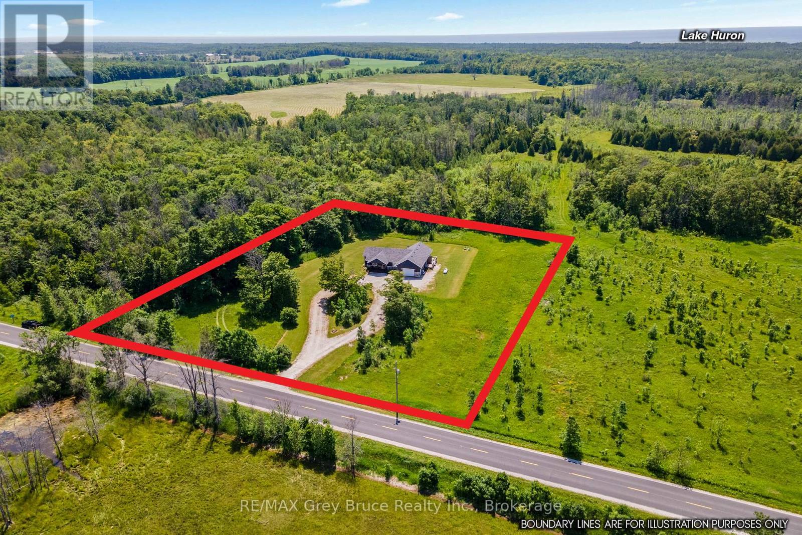 1379 West Road, Northern Bruce Peninsula, Ontario  N0H 1W0 - Photo 49 - X12278114
