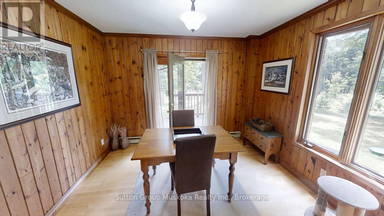 1004 East Cooper Lake Road, Lake Of Bays, Ontario  P0A 1H0 - Photo 11 - X12278215