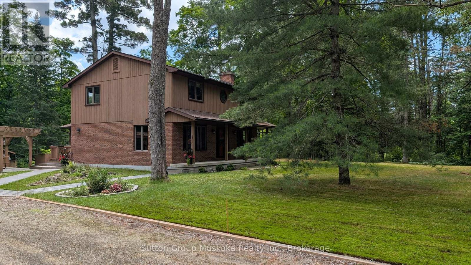 1004 East Cooper Lake Road, Lake Of Bays, Ontario  P0A 1H0 - Photo 41 - X12278215