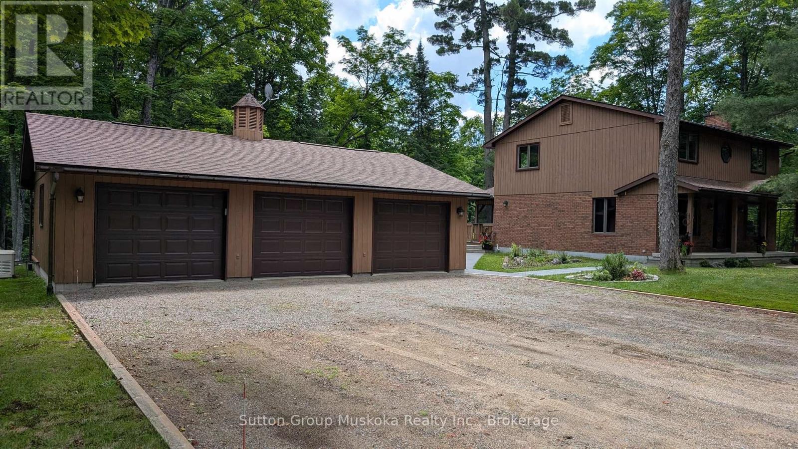 1004 East Cooper Lake Road, Lake Of Bays, Ontario  P0A 1H0 - Photo 42 - X12278215